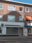 820278 Gezicht op de voorgevel van het pand Amsterdamsestraatweg 327 (Praktijk voor Fysiotherapie) te Utrecht.N.B. Rond ...